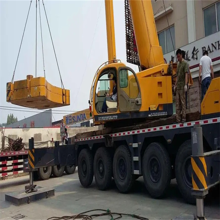 阜阳颍东当地吊车出租|机器吊装|75吨|工厂搬迁服务